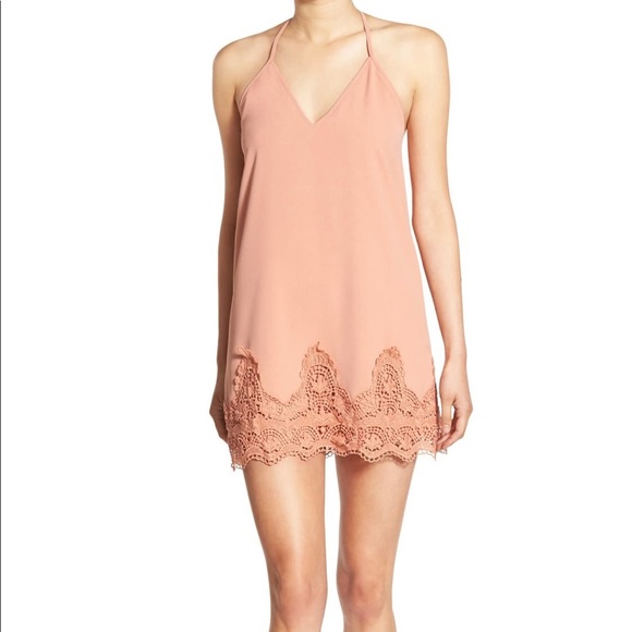 Dresses & Skirts - Peach summer dress